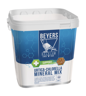 BEYERS ULTICA-CHLORELLA MINERAL MIX 5 KG Z POKRZYWĄ I CHLORELLĄ